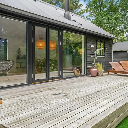 Stunning In With Kitchen Fårevejle